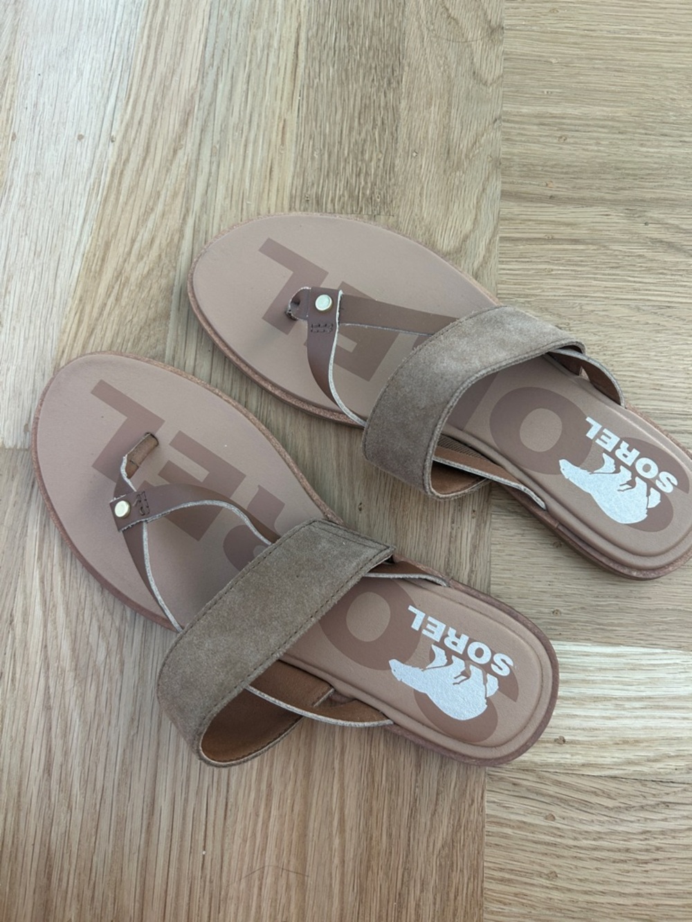 Sorel Women's Tan Suede Slide Sandals